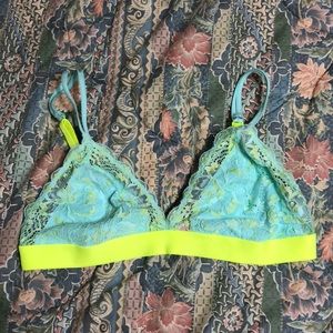 Victoria’s Secret PINK Bralette Medium